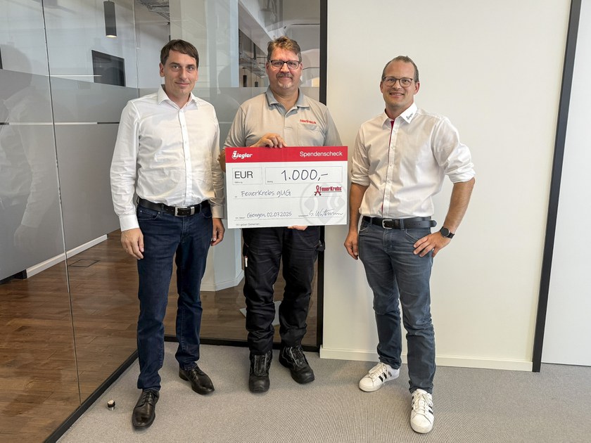 http://ziegler.tcis.de/mediadatabase/news/2025/press_releases_2025/pressemitteilung-spende-feuerkrebs/250716-spendenubergabe-feuerkrebs.jpg